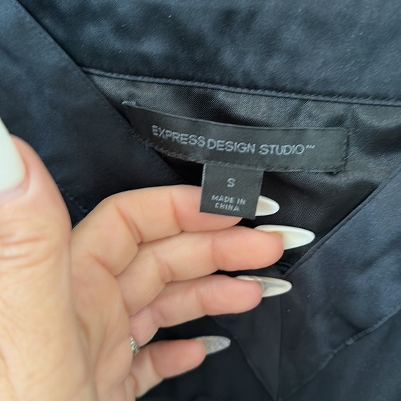 Express top - Picture 3 of 9